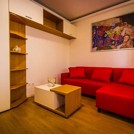 Trio Apartament